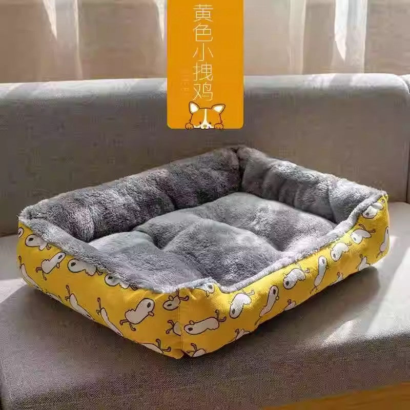 Enclosed kennel style pet bed with blue kitten print and velvet lining, photo 38