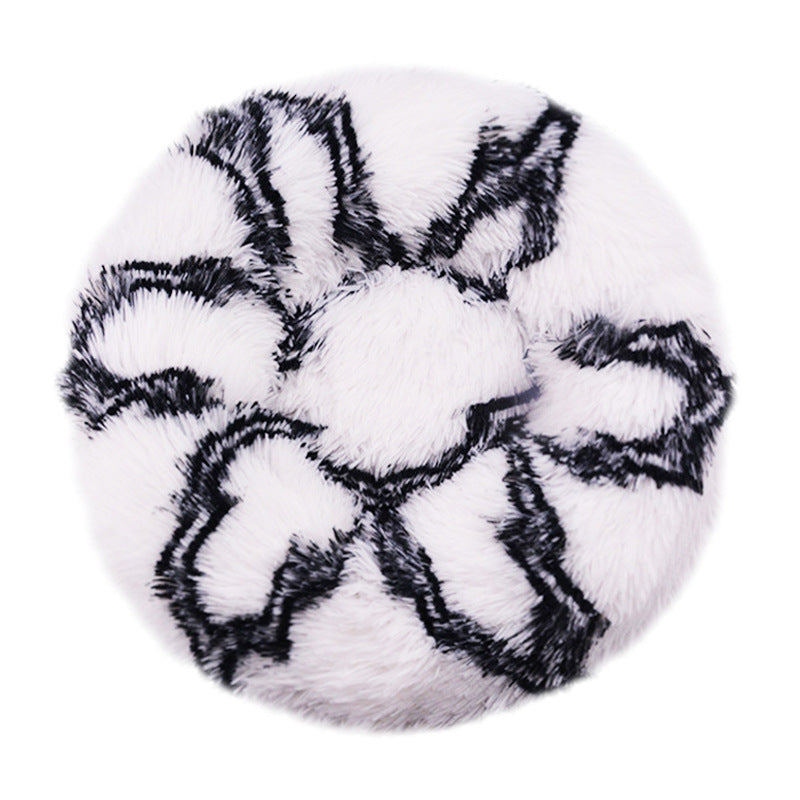 Round long plush nest bed for cats and dogs in Black-White Check