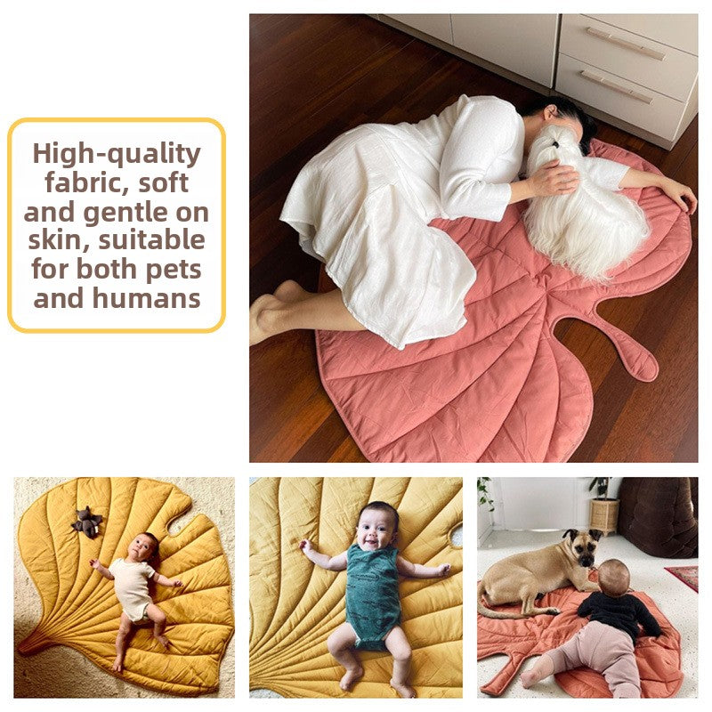 Leaf-shaped padded pet mat for cats and dogs, alternative angle view