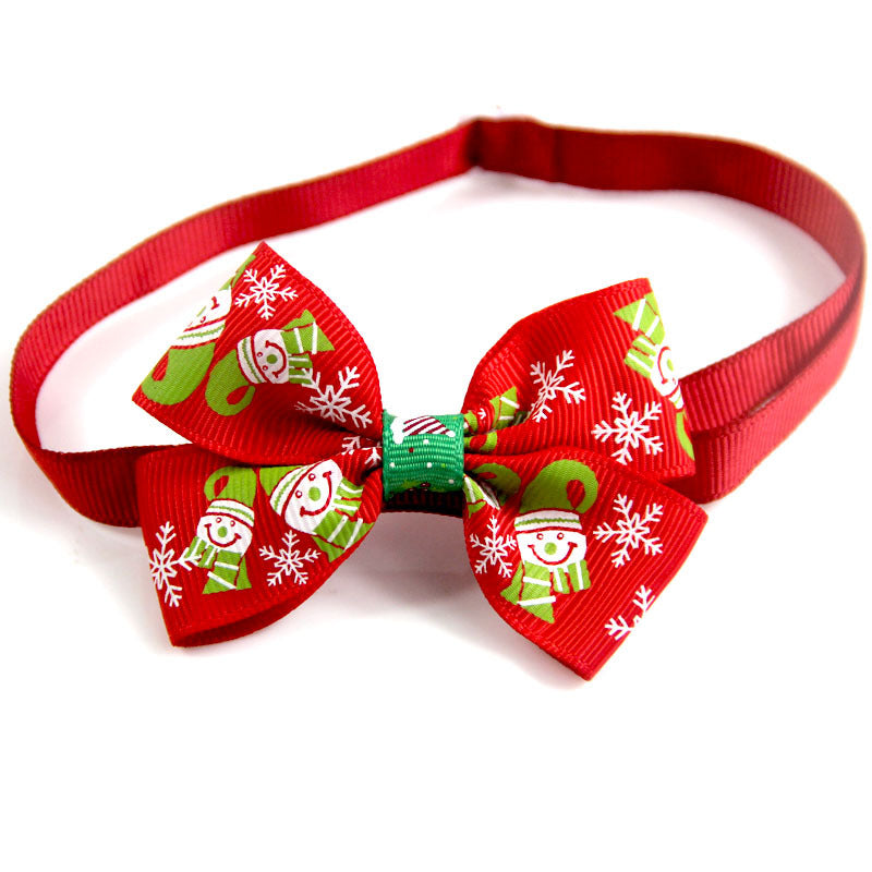 Christmas ribbon bow tie collar for dogs and cats, showing size and shape