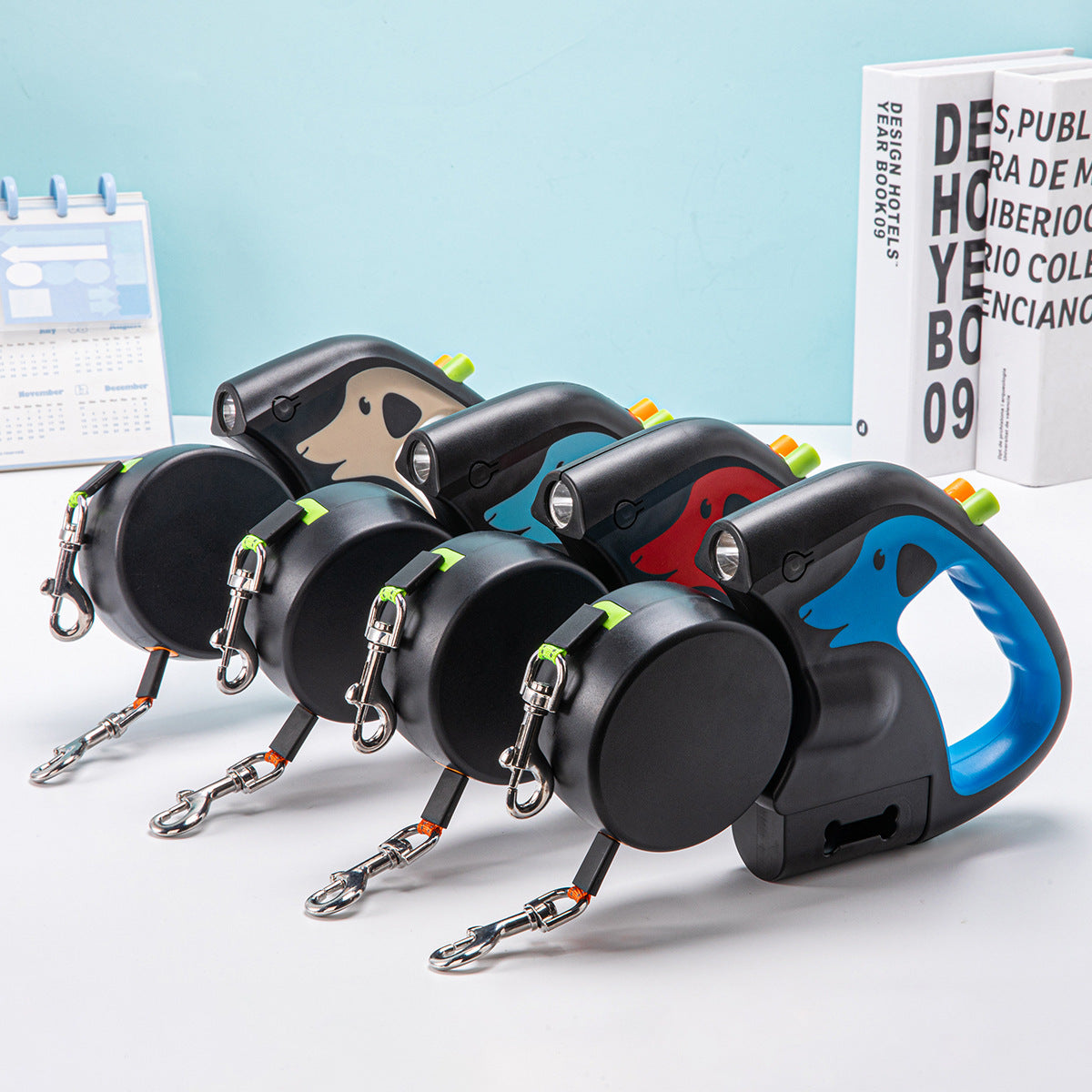 USB rechargeable retractable dog lead with LED torch, product image 1
