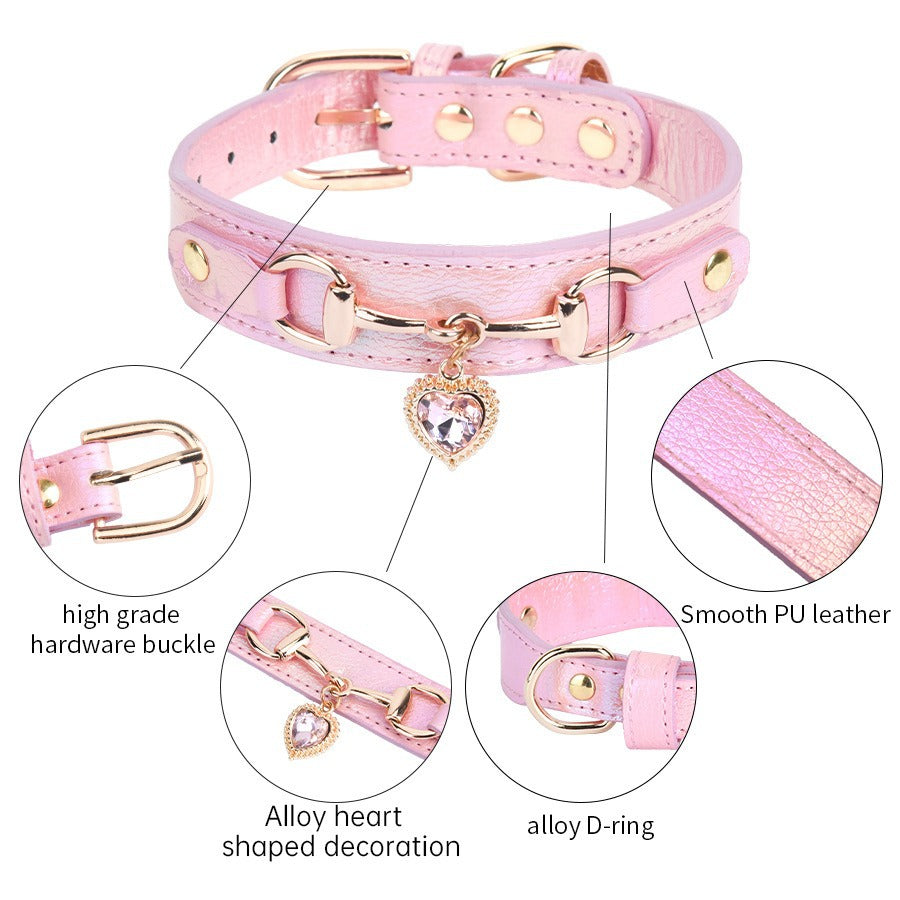 Heart rhinestone PU leather pet collar in Black, close-up detail