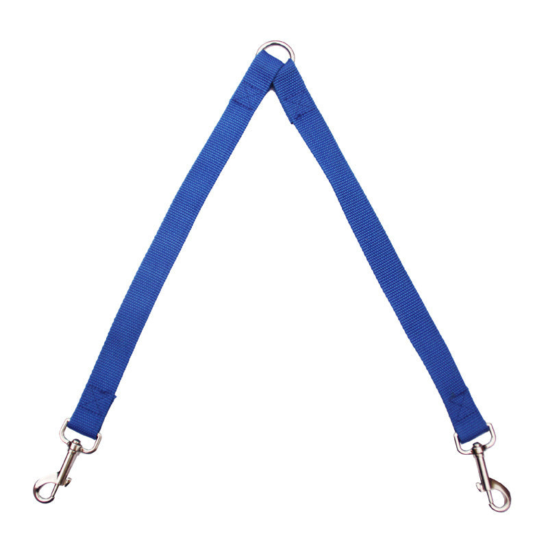 Double dog lead coupler in blue for walking two dogs together