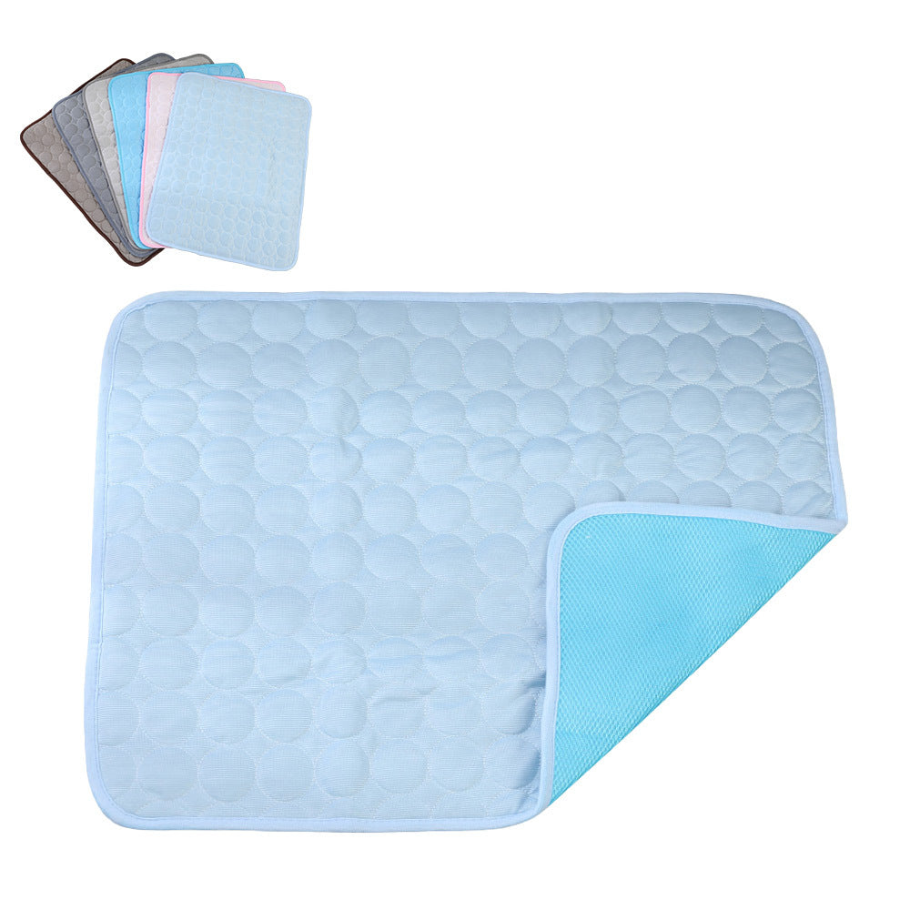 Dog lying on a dark grey non-slip summer pad
