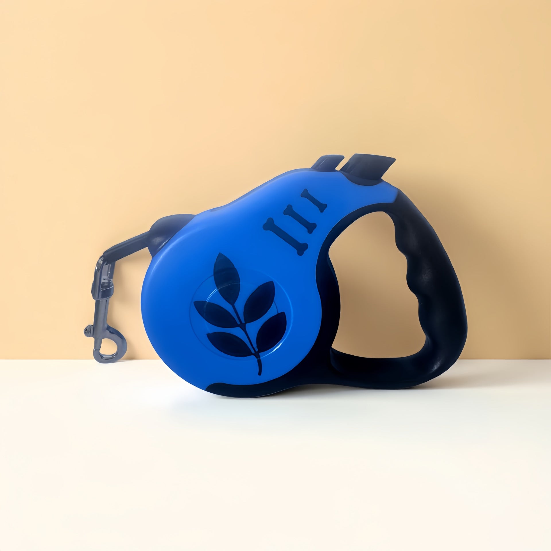 Retractable dog lead with bone print housing, product image 83