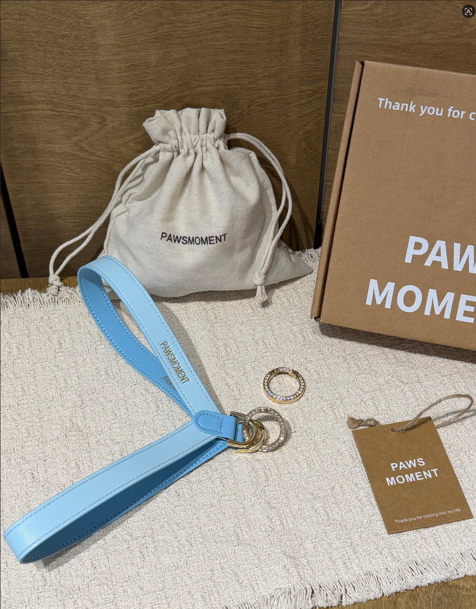 Reversible V-shape pet travel harness, available from Pet Royale UK