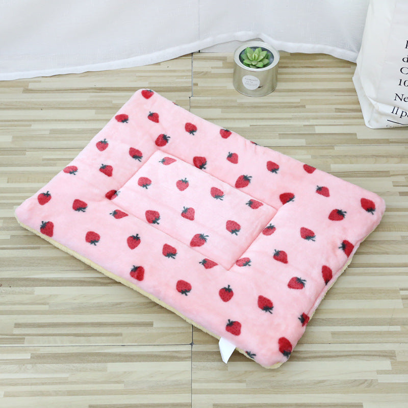 Paw print thick pet mat for cats and dogs