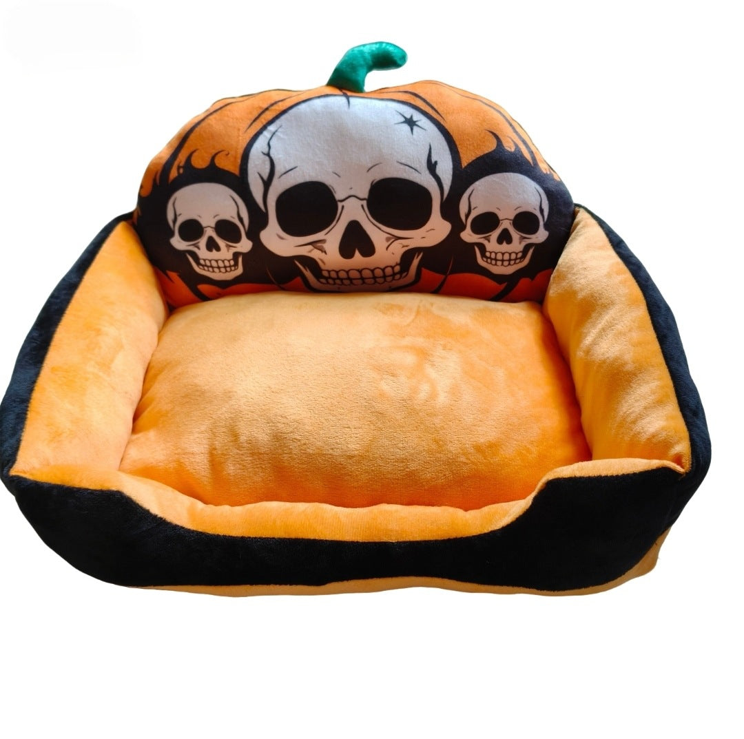 Halloween sofa bed for cats and small dogs in Skull Style