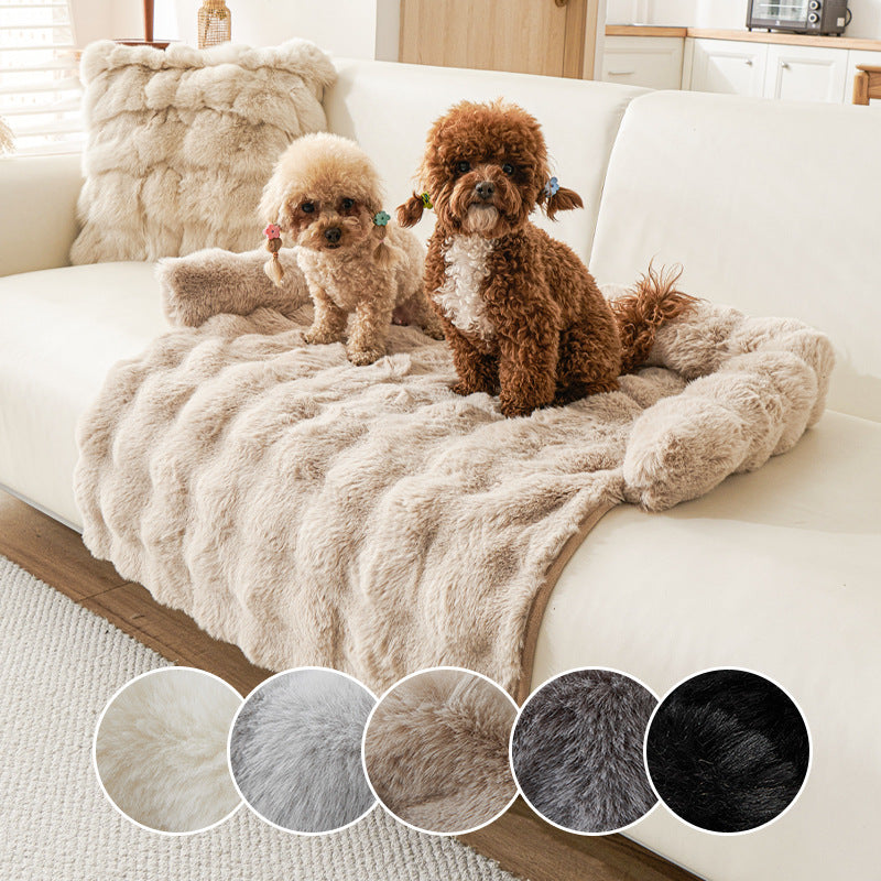 Thick faux fur non-slip pet mat in off white