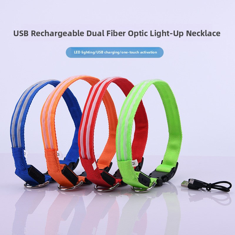 Waterproof LED fibre optic dog collar in Green, close-up detail