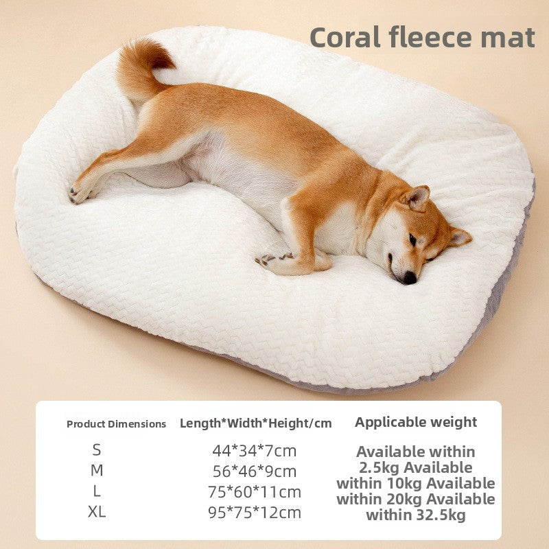 Soft fleece dog crate mat and sleeping pad in a crate, photo 8
