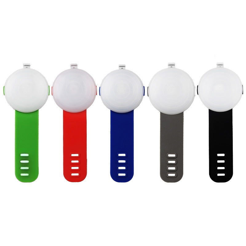 Rechargeable clip-on LED dog collar light, detail photo 3