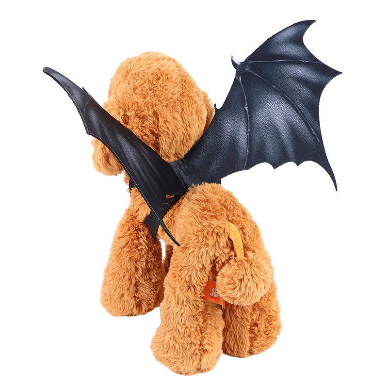 Halloween black bat wings costume for dogs and cats in Black, close-up detail