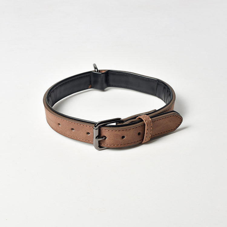 Leather look dog collars in seven colours and five sizes