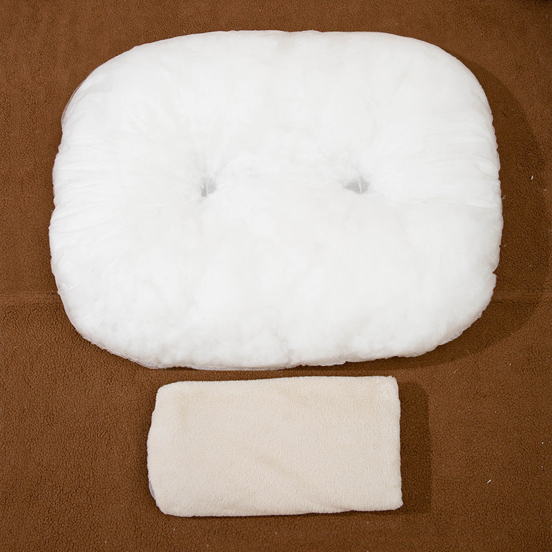 Soft fleece dog crate mat and sleeping pad in a crate, photo 2