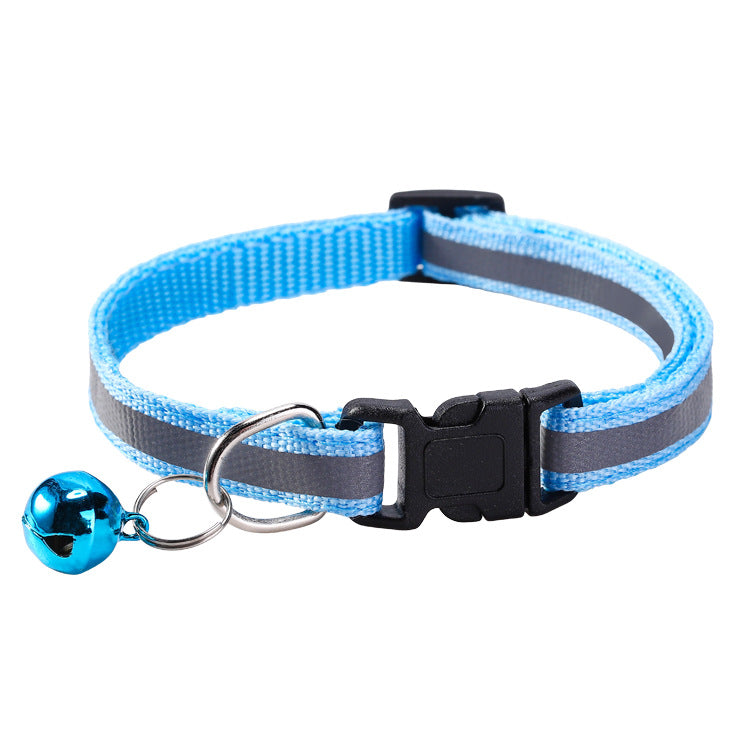 Reflective cat collar in red with adjustable buckle
