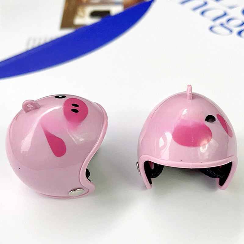 Anti-Pecking Helmet for Chickens and Birds, Cute Animal Designs