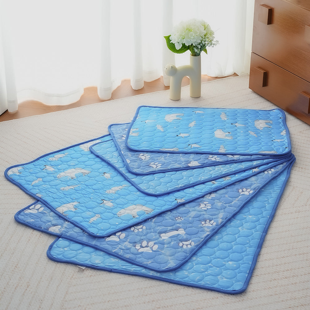 Three-layer pet cooling mat with mesh base, main product photo