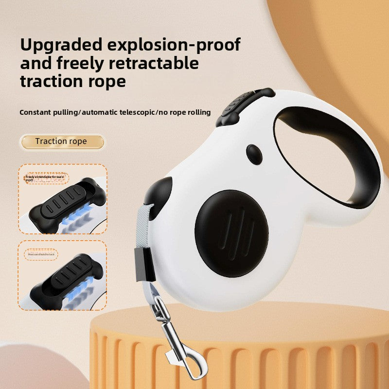 Automatic retractable dog lead with 5m cord, close-up detail view
