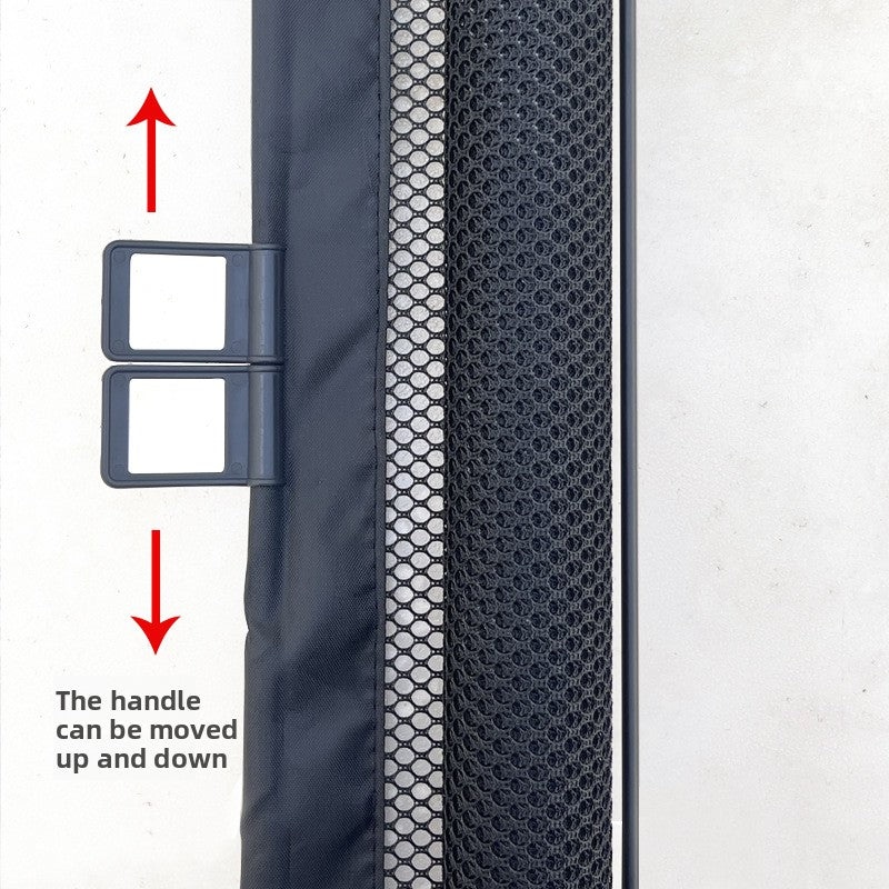 Retractable mesh pet gate for doorways, detail photo 4