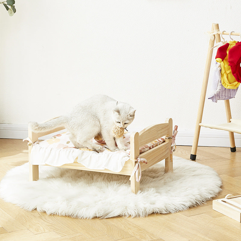 Solid wood pet bed for cats and small dogs, main product photo