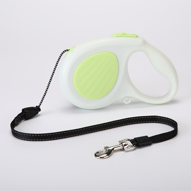 Round cord retractable lead with non slip handle in pink