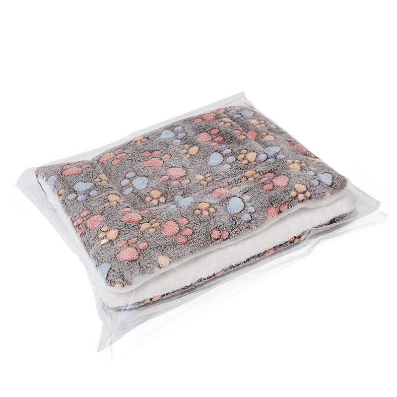 Thick padded pet mat cushion with print in Curry Footprints Bagged, size 69 x 52cm