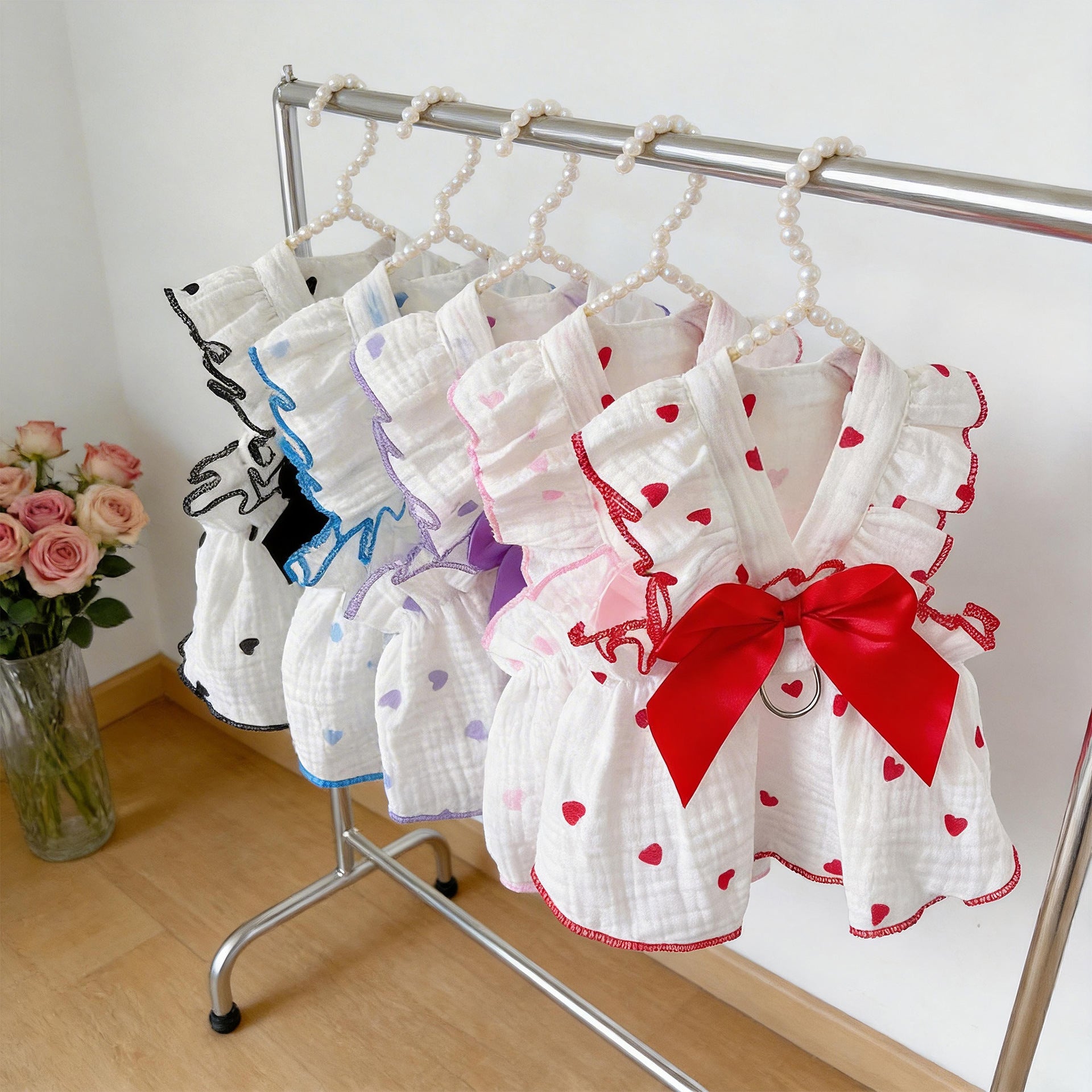 Heart bow summer dress with lead ring for dogs, available in 5 colours, image 1