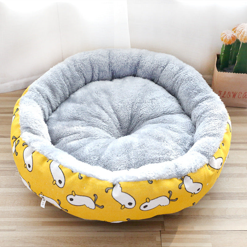 Round cotton pet bed with sweet strawberry print for cats, view 10