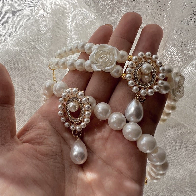 Double layer vintage pearl collar with gemstone flowers, product image 2