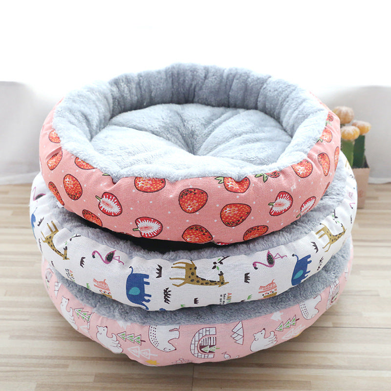 Round cotton pet bed with sweet strawberry print for cats, view 2