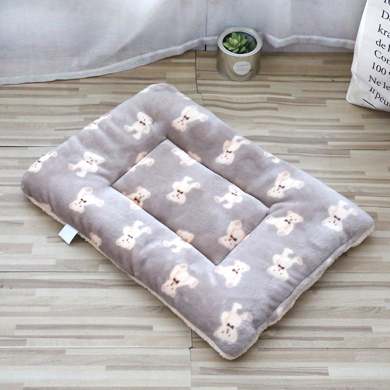 Paw print thick pet mat for cats and dogs