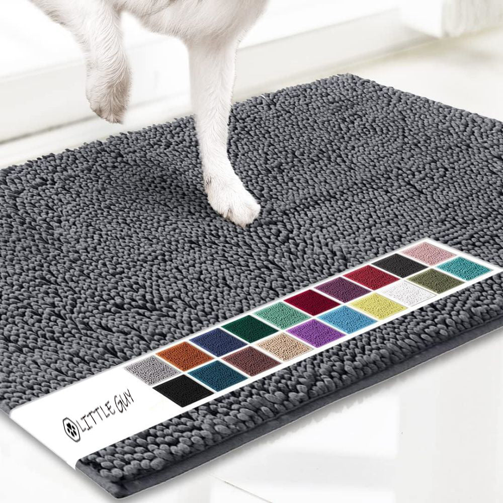 Absorbent chenille pet mat with non-slip base in grey