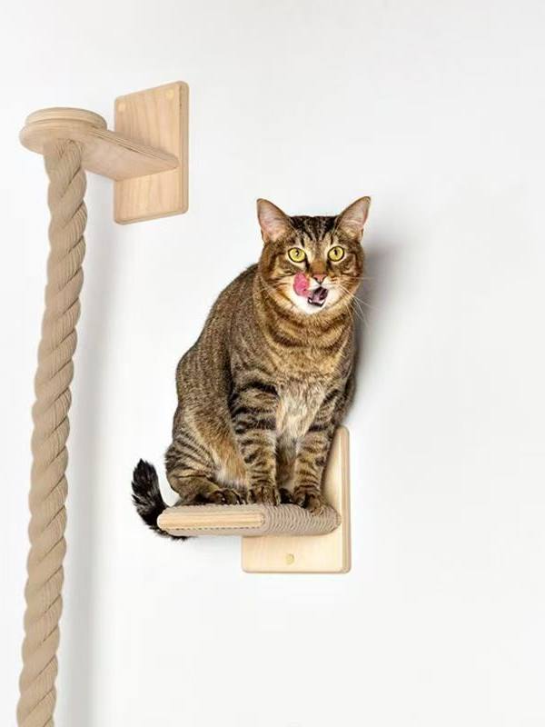 Natural jute cat climbing rope with wooden jumping platform, photo 4