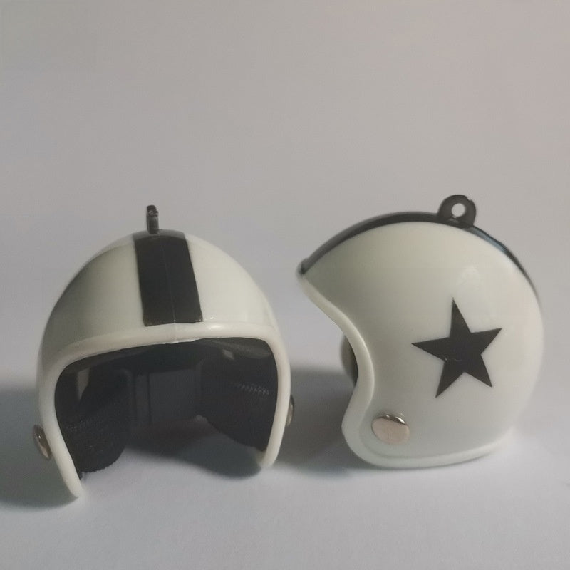 Anti-Pecking Helmet for Chickens and Birds, Cute Animal Designs
