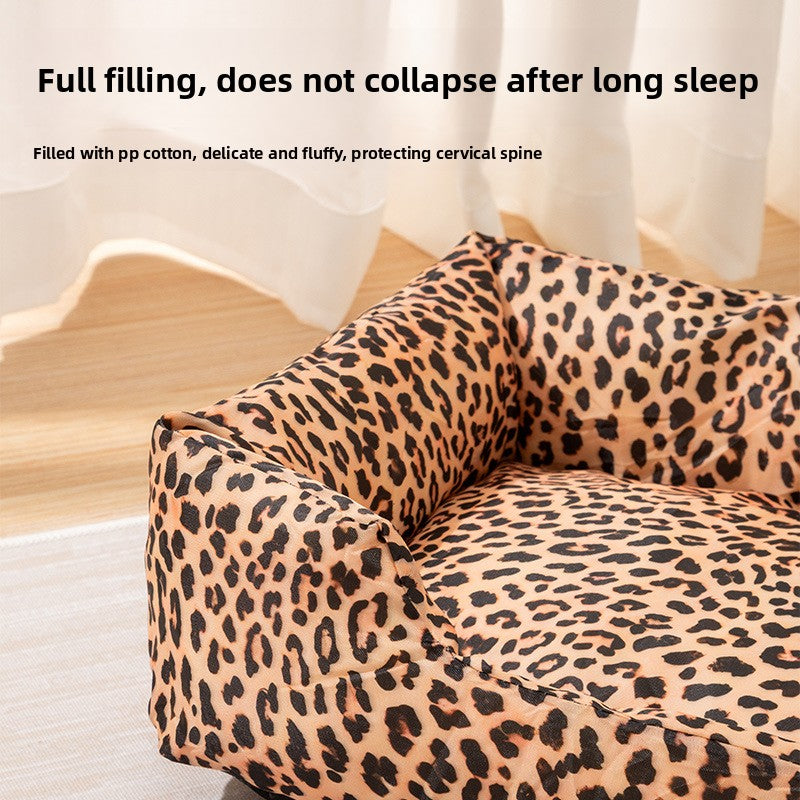 Scratch-resistant Oxford cloth pet bed for dogs and cats, alternative angle view