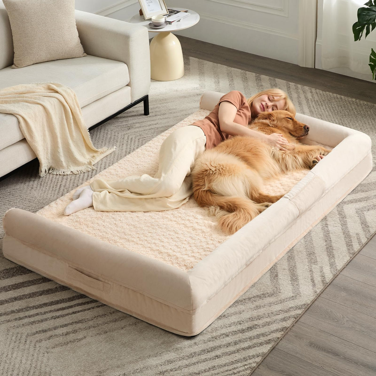 Orthopaedic dog bed with bolsters