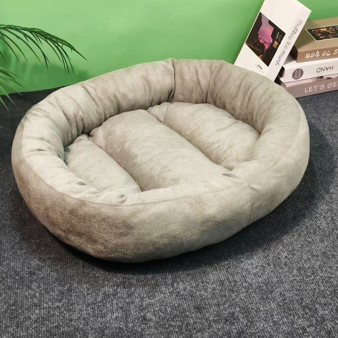 Oval Nest Dog Bed for All Seasons, Soft Pet Sleeping Pad