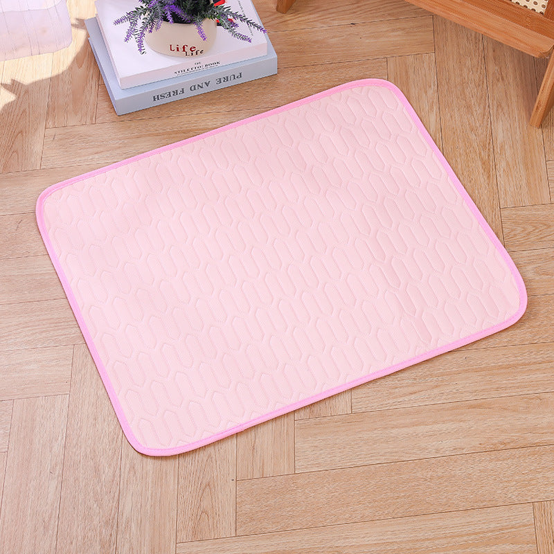 Cooling Ice Silk Mat for Cats, Non-Slip Summer Pad with Latex Layer