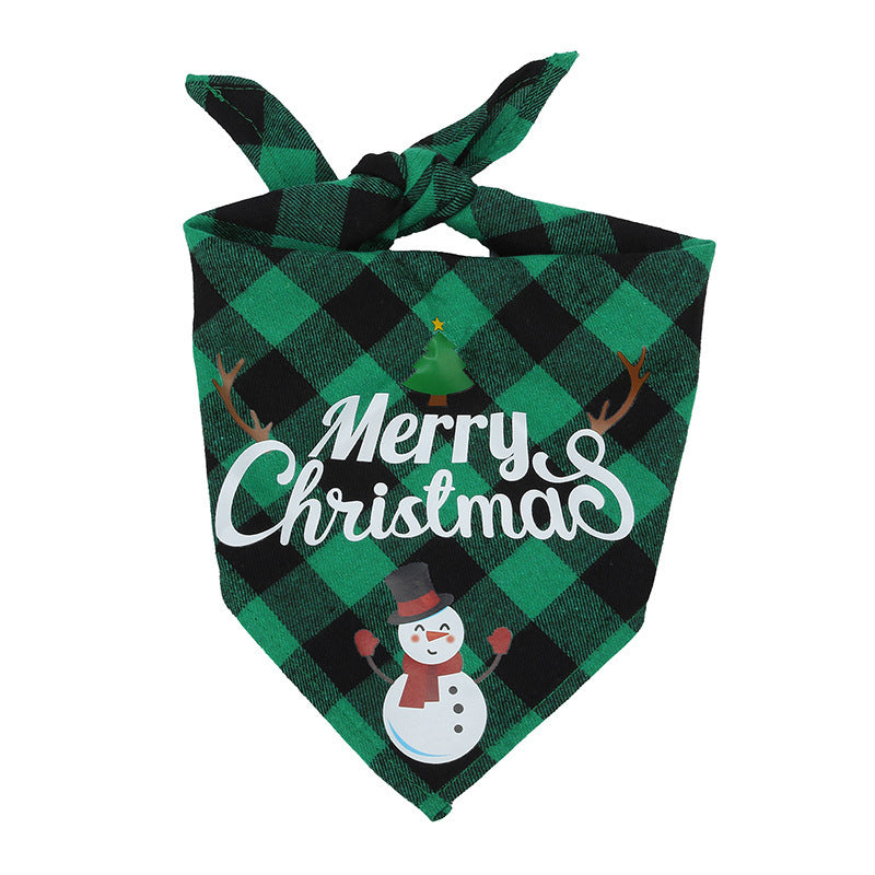 Christmas Santa bandana scarf for dogs and cats in Green Letters, close-up detail