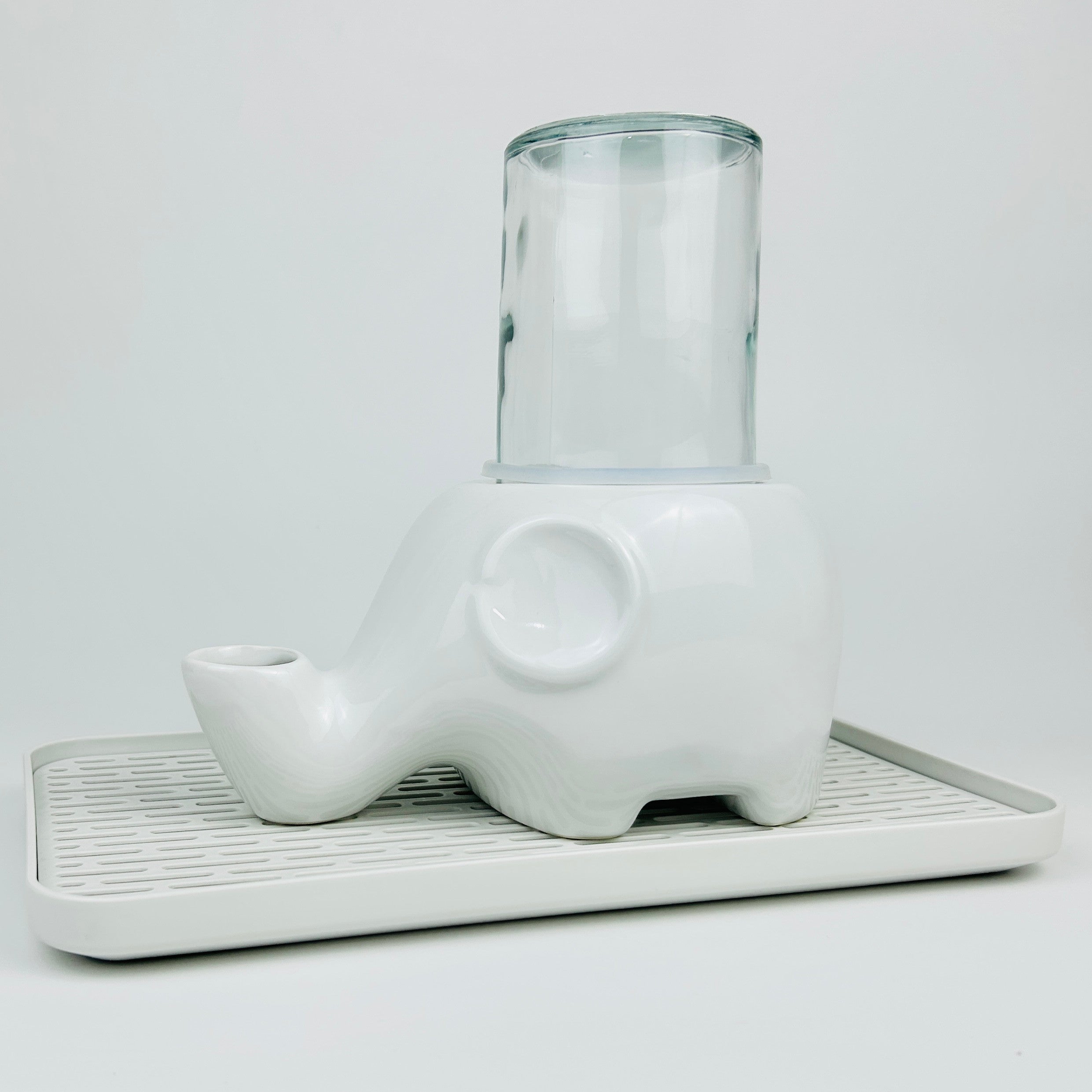 Ceramic Elephant Cat Water Dispenser with Glass Bottle and No-Wet Chin Design