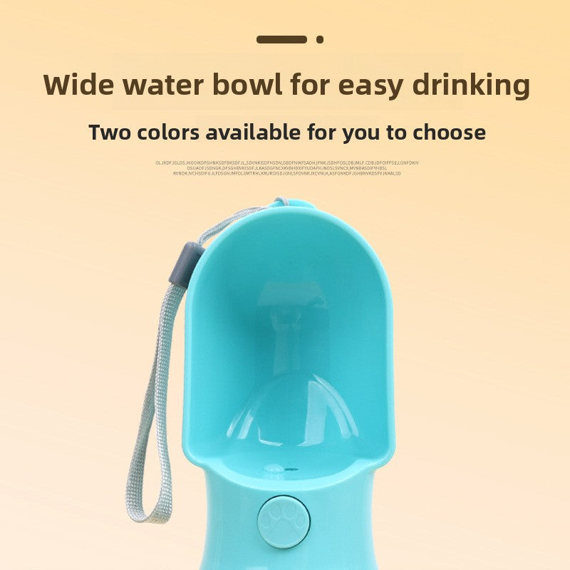 Portable pet drinking and feeding bottle in Pink 320ml, close-up detail