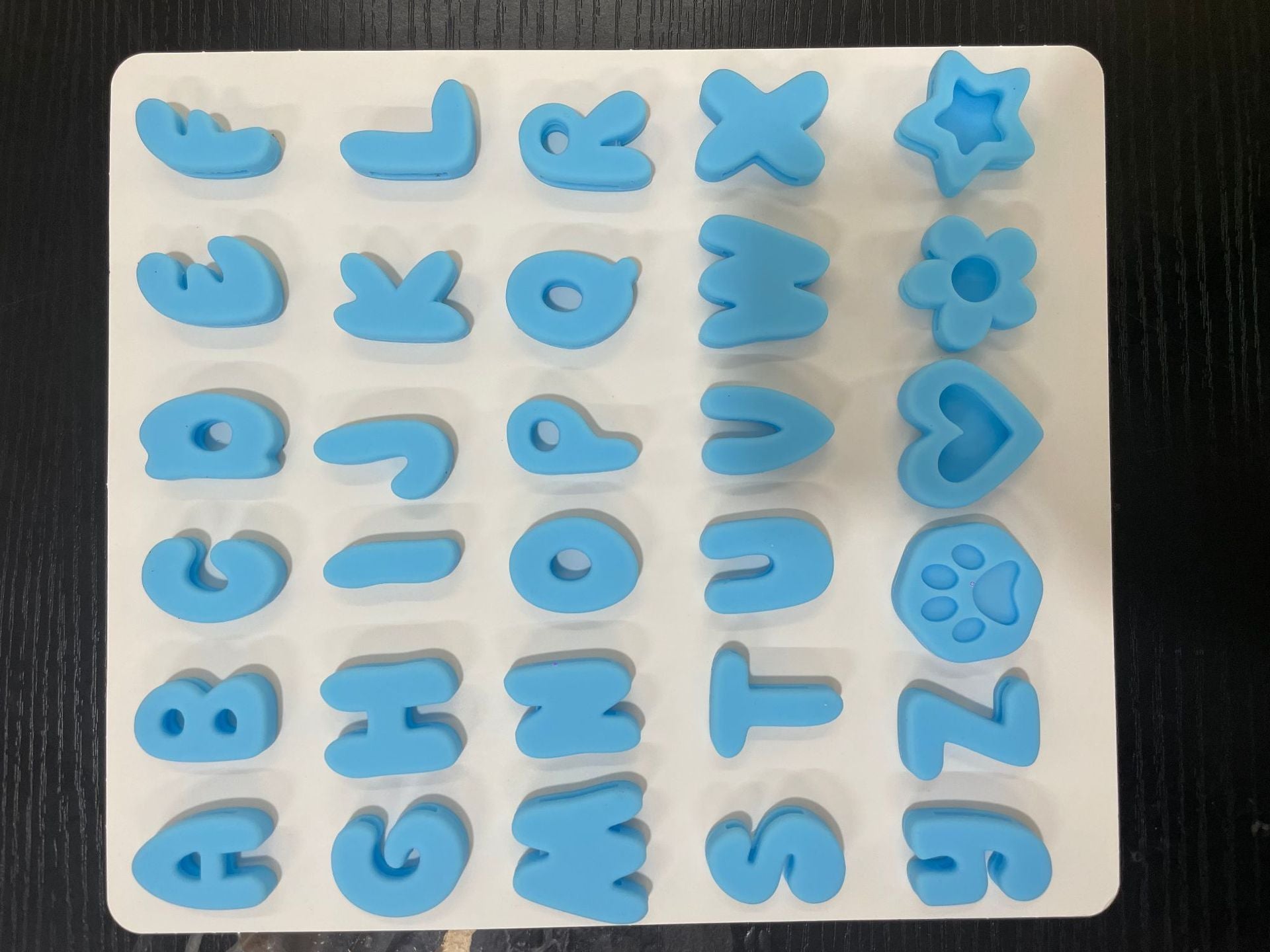 Silicone letter slides for pet collars in 6 colour options