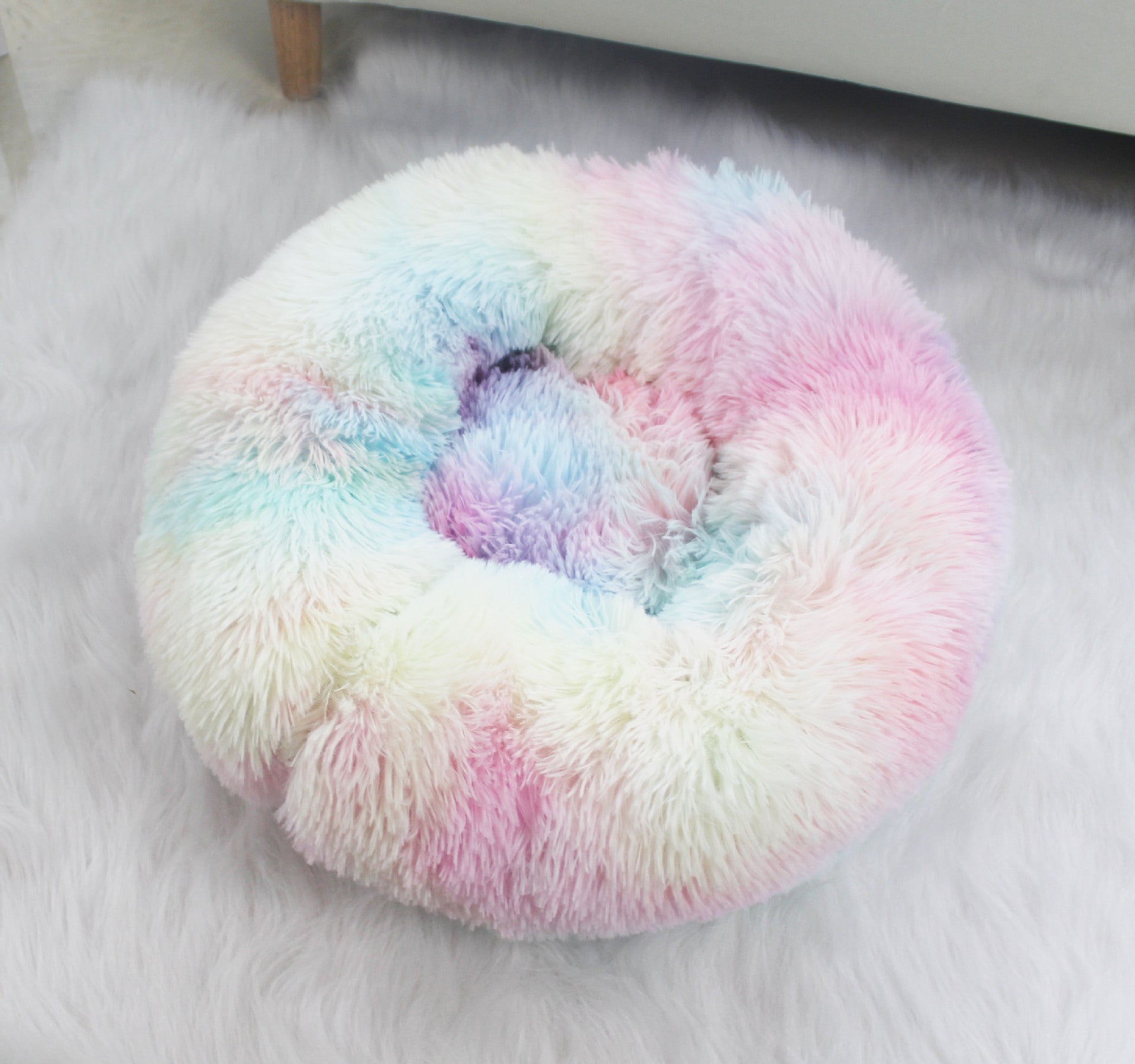 Round velvet cat bed mat for winter in Rainbow, size 50cm
