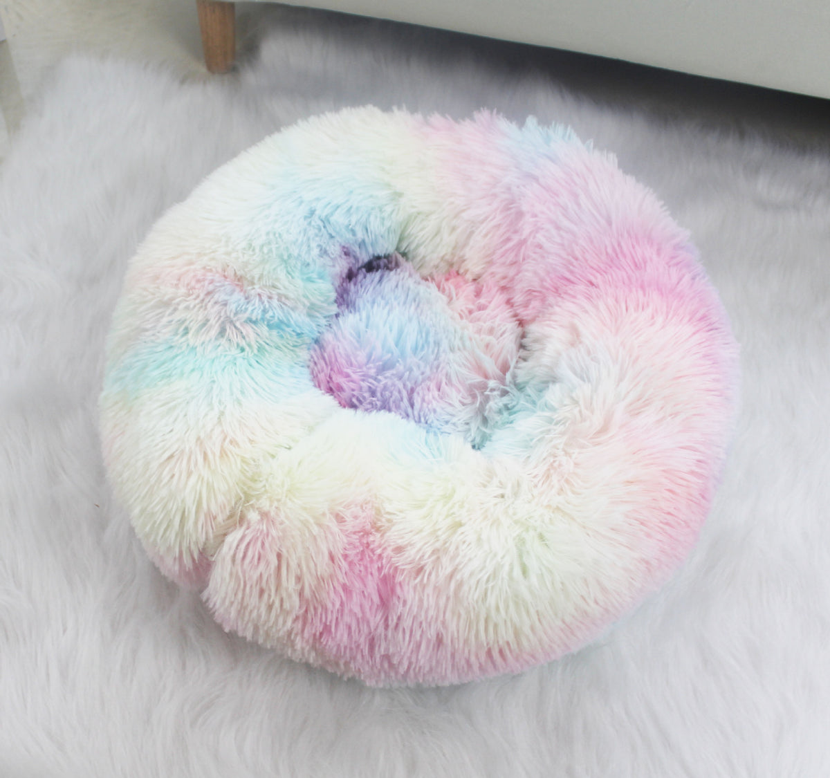 Round velvet cat bed mat for winter in Rainbow, size 50cm