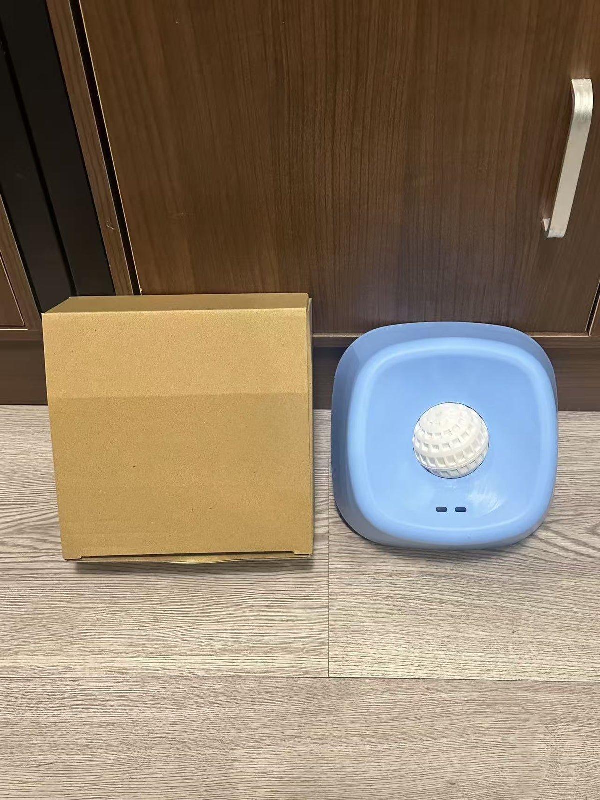 Slow Feeding Pet Lick Bowl with Non-Slip Spherical Base and Interactive Licking Ball