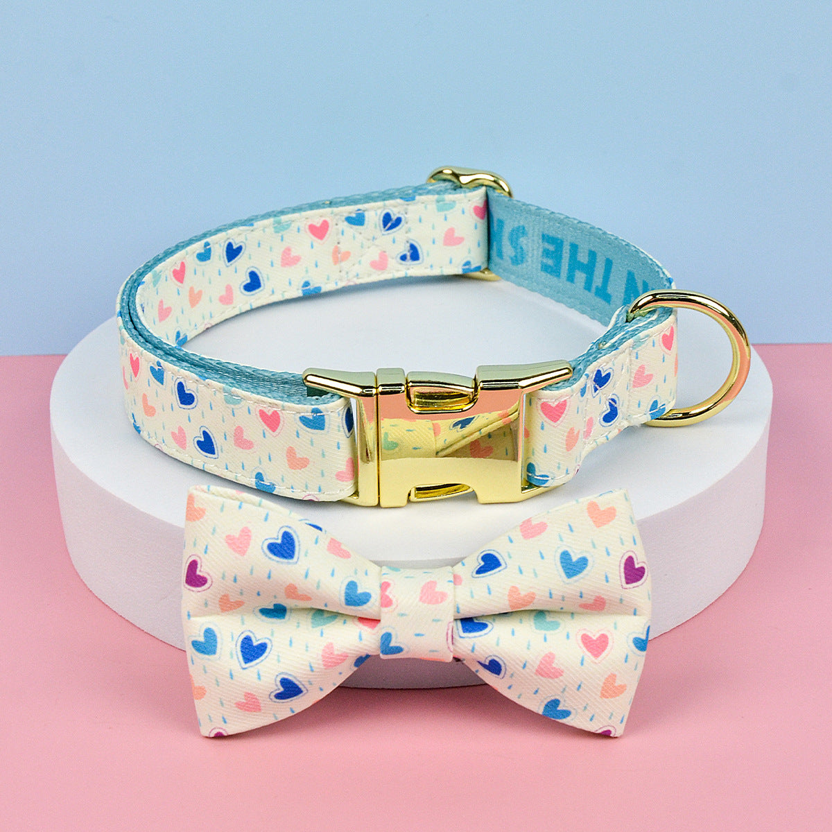 Patterned dog harness with ID tag in purple heart print, product image 60