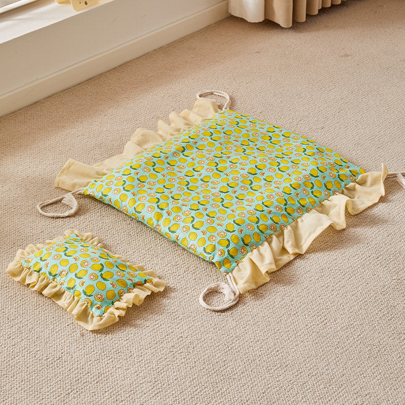 Removable washable pet bed with cute print, photo from another angle