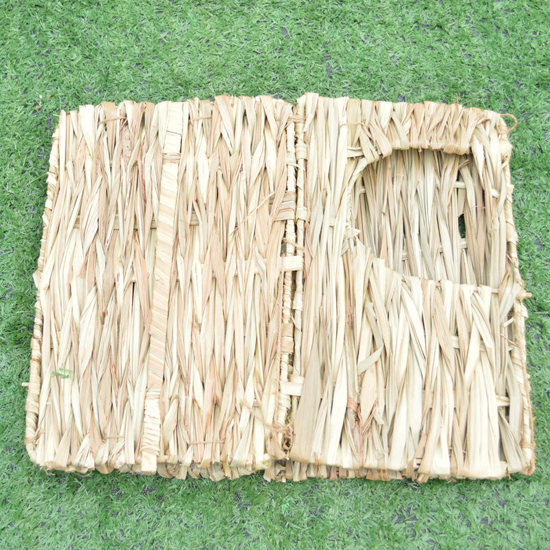 Foldable woven grass hideout house for hamsters and rabbits, view 4