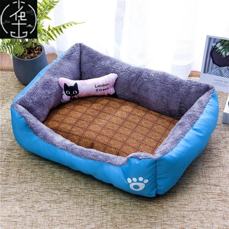 Warm donut pet bed with blanket and toy bone, photo 18 of 80